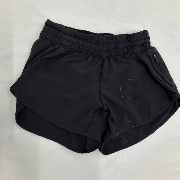 Lululemon Tracker Short V 4” - Picture 2 of 6